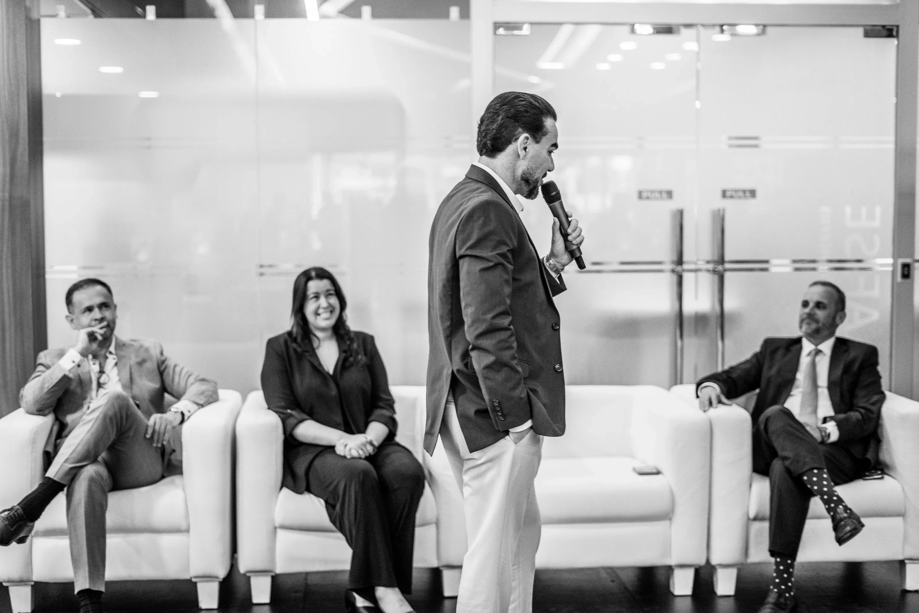 Wide view of the LAFISE Business Forum business panel